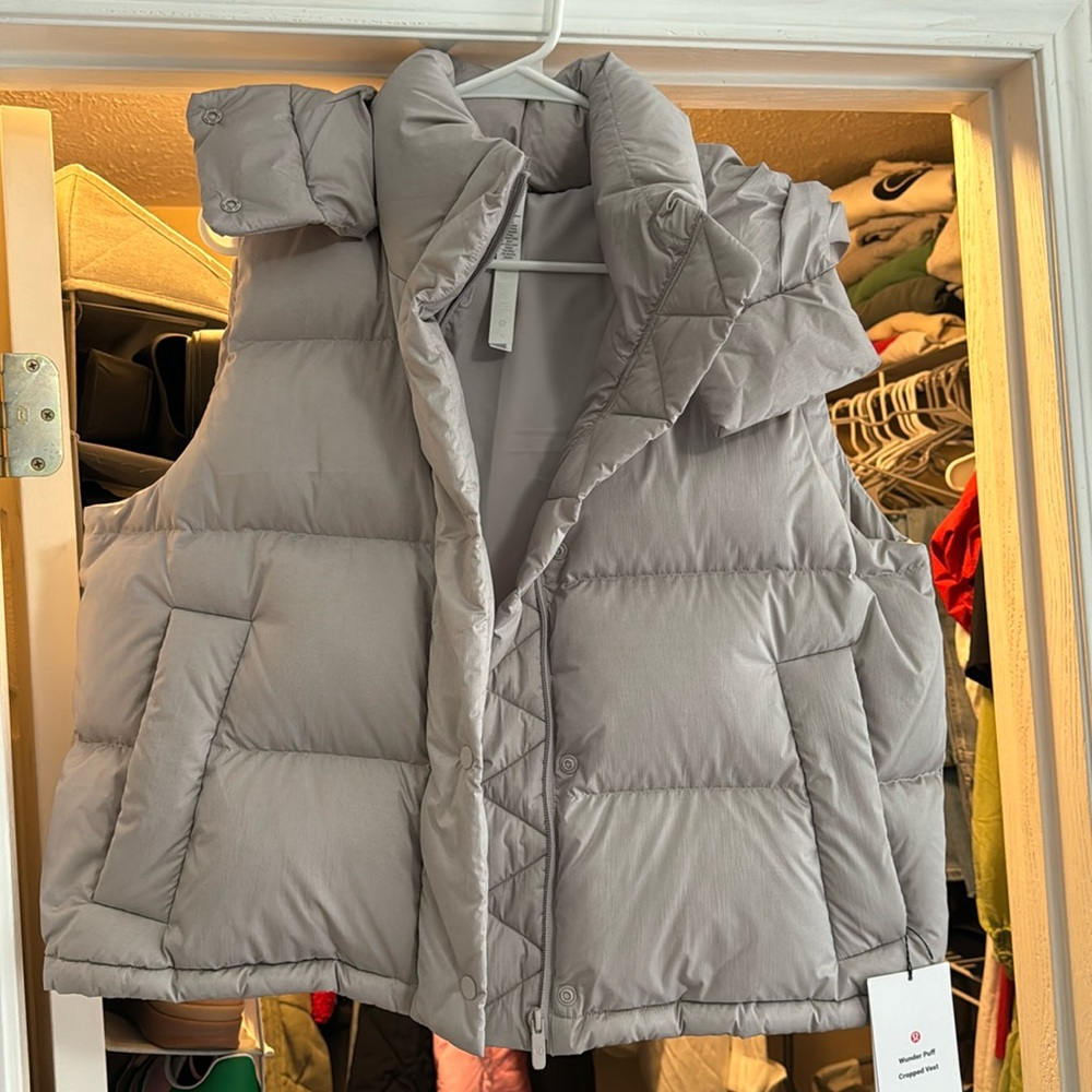 Lululemon Wunder puff cropped vest